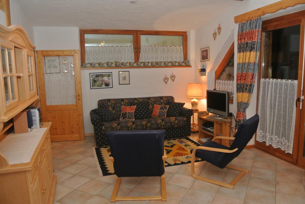 Appartement Luisa バド クラインキルヒハイム 部屋 写真